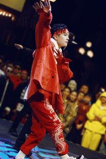 街舞比赛成人男造型视频,街舞比赛成人男性选手风采展示