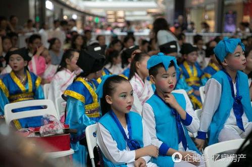 经典诵读视频集体成人,传承文化，共筑人生